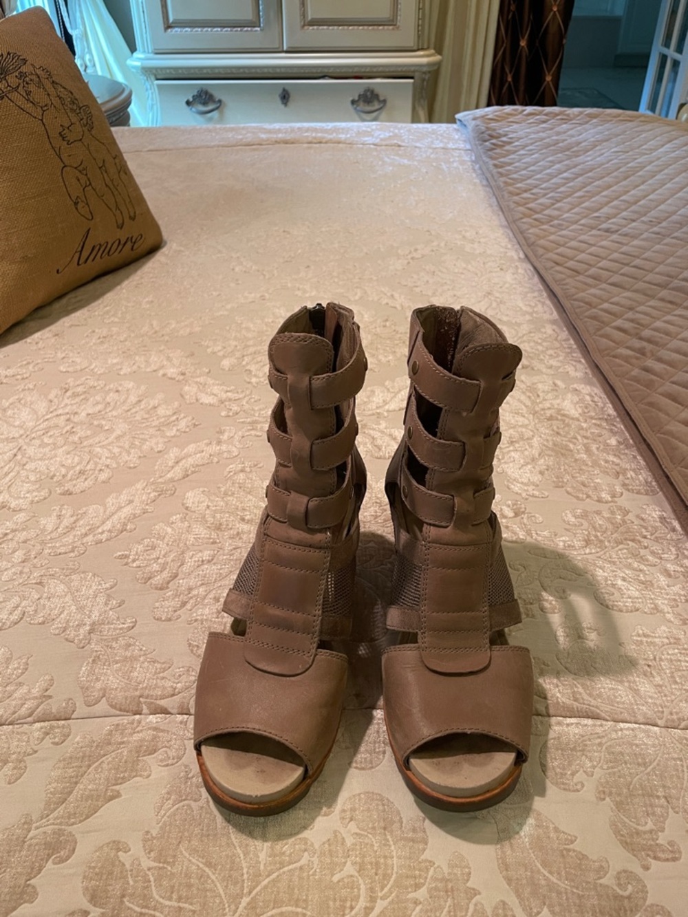Sorel Taupe Strappy Open-Toe Mid-Heel Sandals